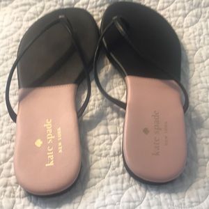 NWOT Kate Spade black and pink sandals size 7B never worn